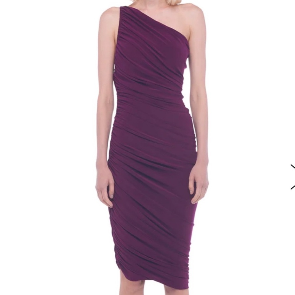 Norma Kamali Diana Magenta One Shoulder Dress